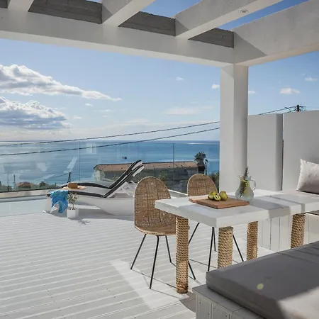 Minetos Apartament *