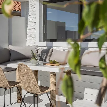 Minetos Apartament Vlachata