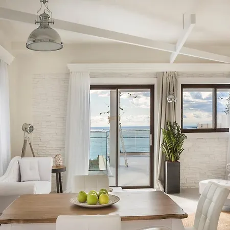 Minetos Apartament *