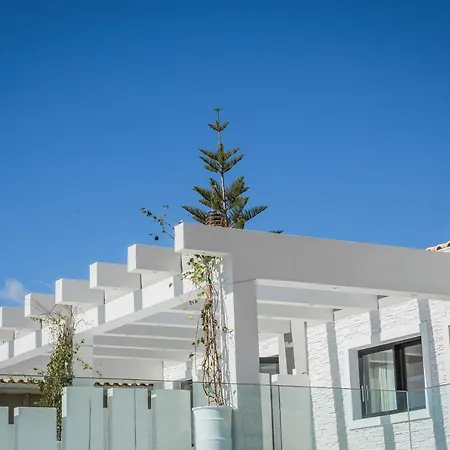 Minetos Βλαχάτα