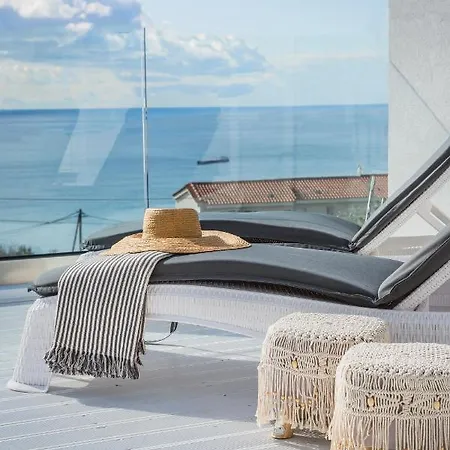 Minetos Βλαχάτα